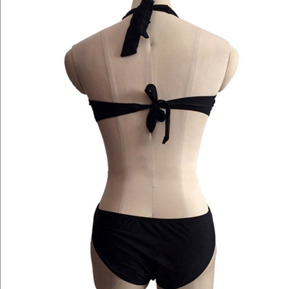 🎉HP🎉 BLACK AND WHITE SWIM SUIT - Picture 3 of 5